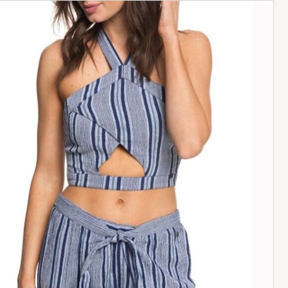 NWOT Roxy Jessa Crop Halter P2P 17 - Picture 1 of 4